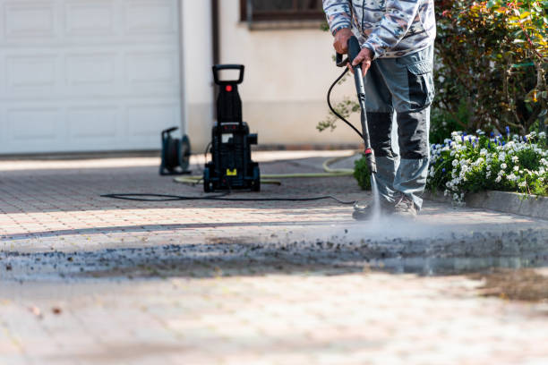 Best Sidewalk Pressure Washing  in Laconia, NH